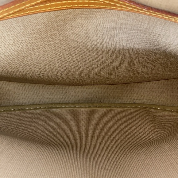 Authentic Vintage-LOUIS VUITTON
Monogram Reporter PM - Picture 7 of 14